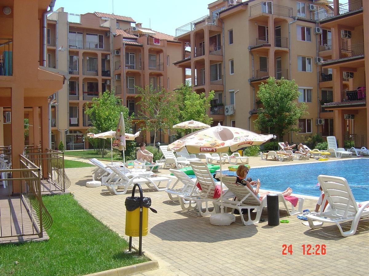 Casa Brava 2 Apartments Sveti Vlas Luaran gambar