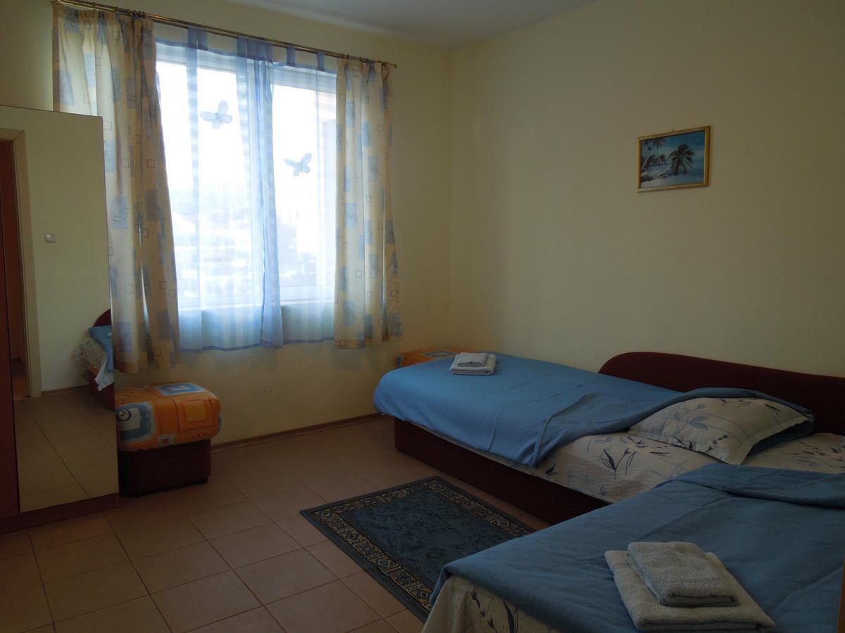 Casa Brava 2 Apartments Sveti Vlas Luaran gambar