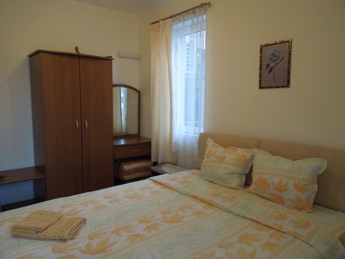 Casa Brava 2 Apartments Sveti Vlas Luaran gambar