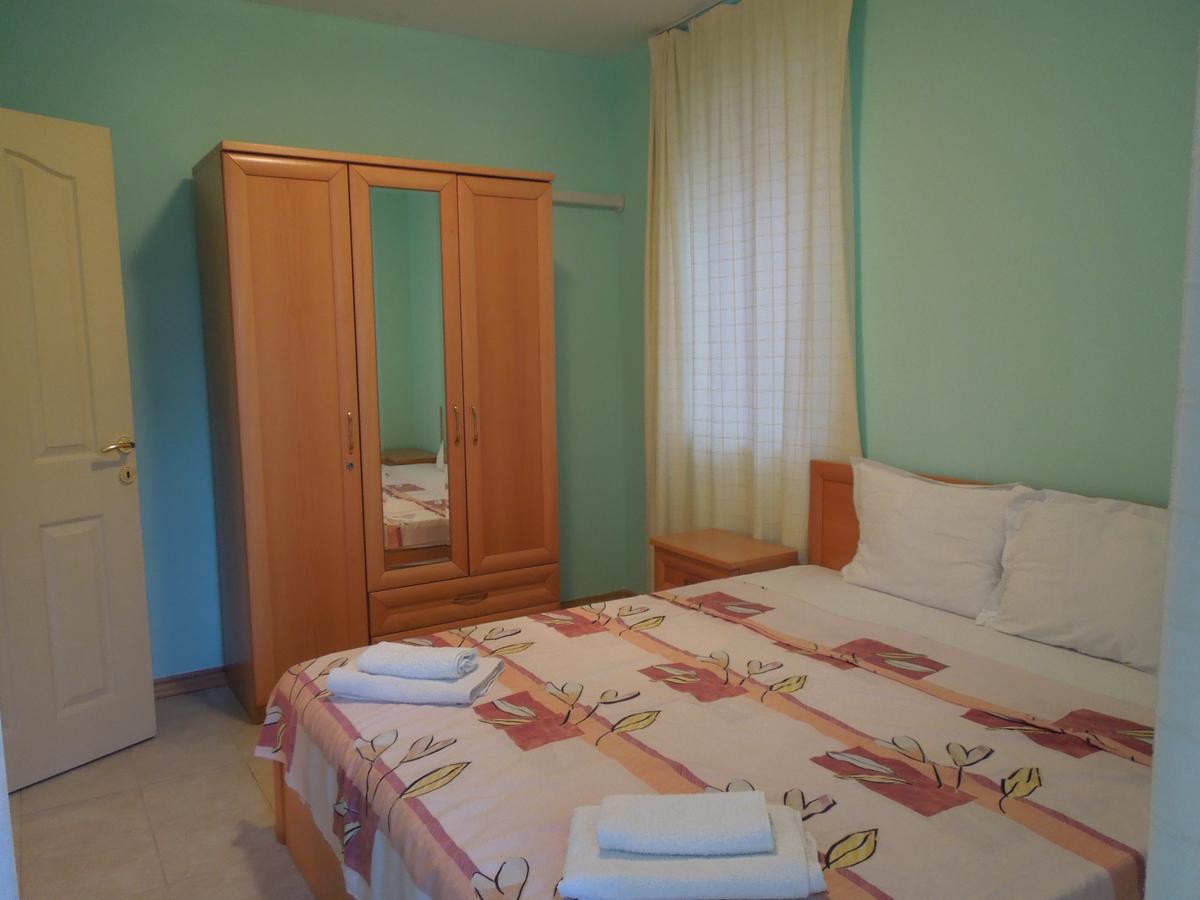 Casa Brava 2 Apartments Sveti Vlas Luaran gambar